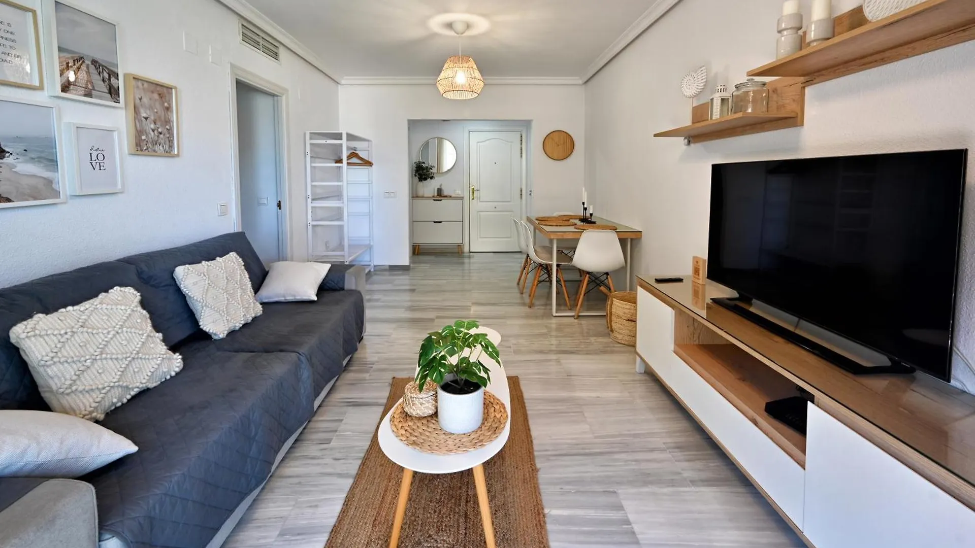 Love Rent4 Malaga Alamar Torremolinos