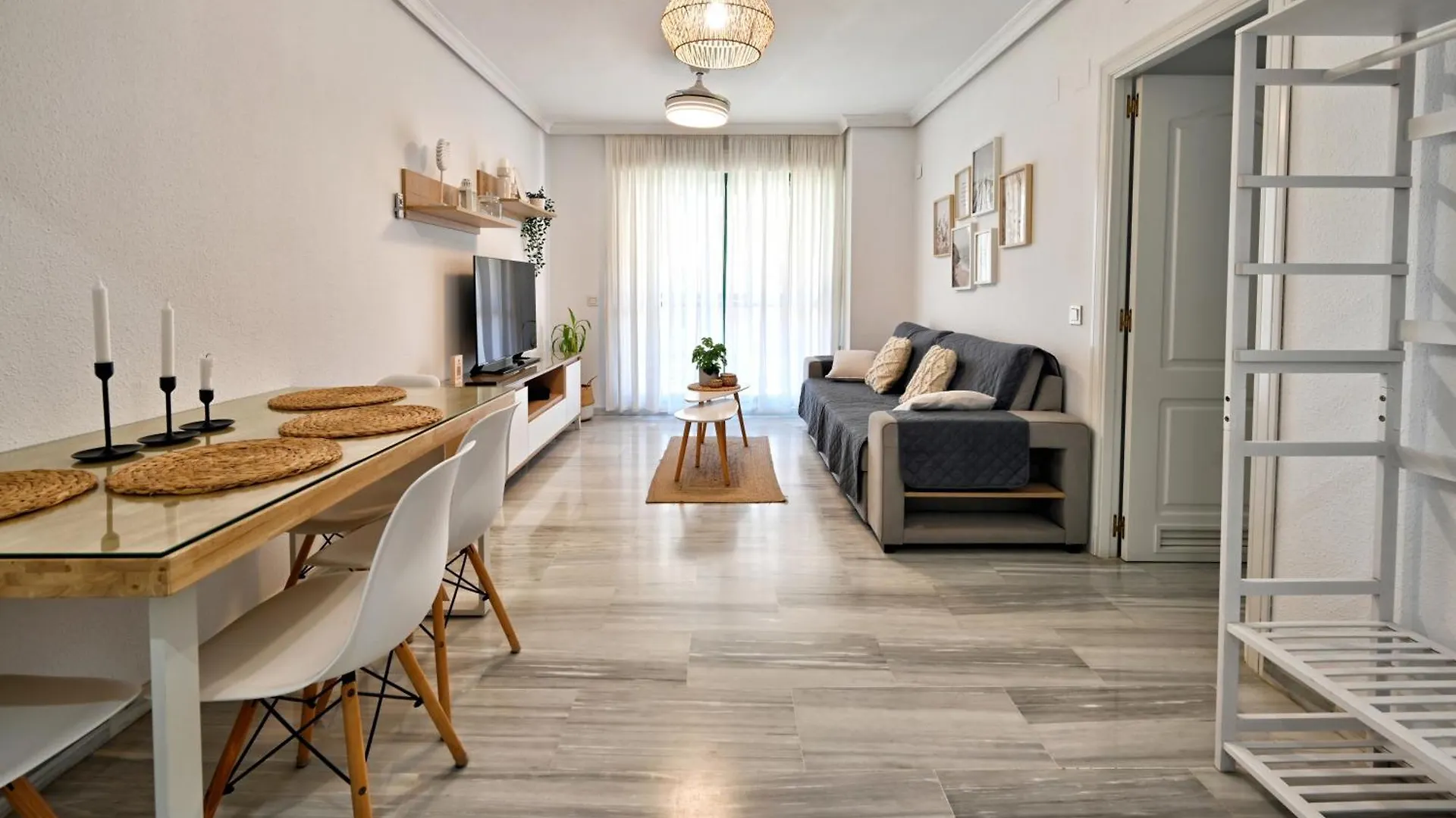 Love Rent4 Malaga Alamar Torremolinos